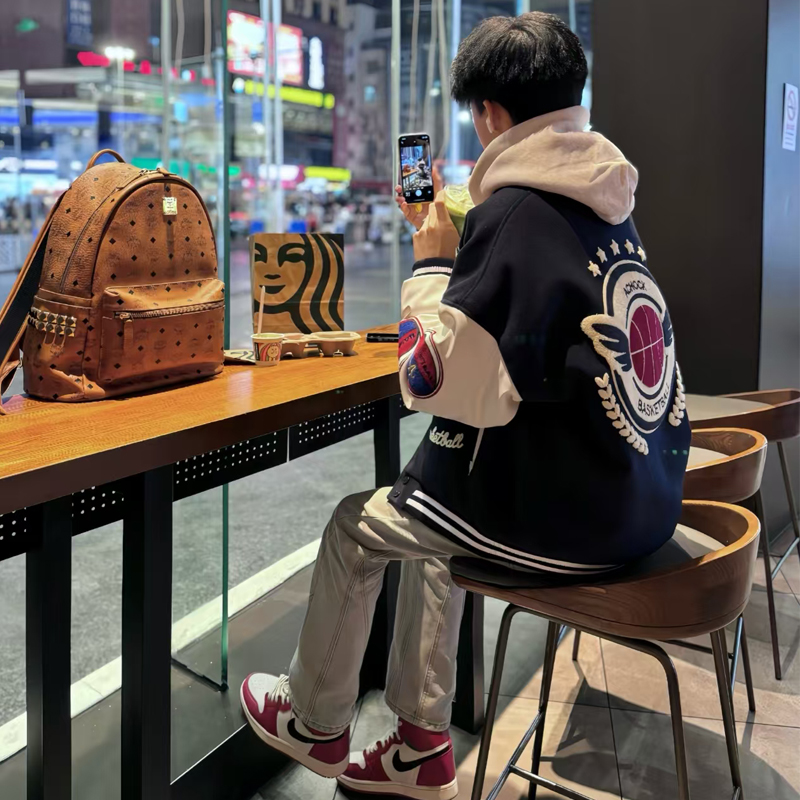 【鹏哥潮牌】美式嘻哈重磅字母毛巾绣植绒拼皮潮牌秋冬棒球服外套 到手价¥98.80