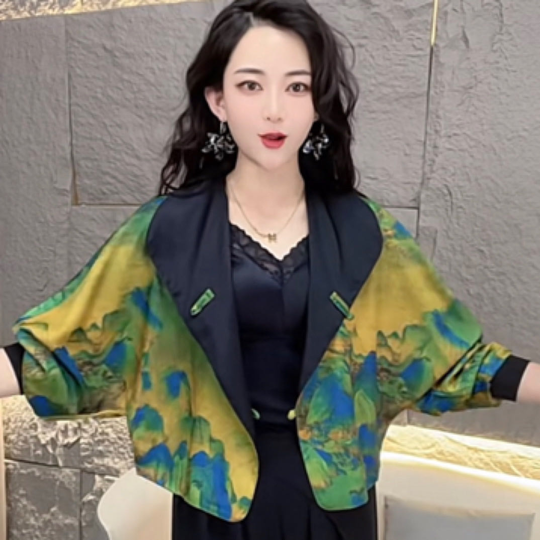 【春节不打烊】香云缎面新中式印花披肩外套长袖收口开衫上衣女春 到手价¥89.90